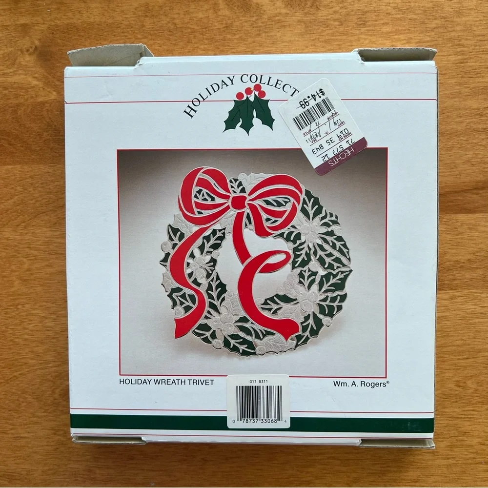 Vintage 80s Wm. A. Rogers Holiday Trivet 8